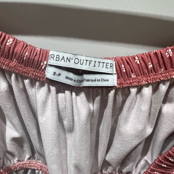 Urban Top - Picture 3 of 3